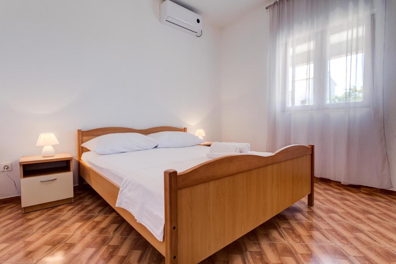 Love Apartments Zečevo Buitenkant foto